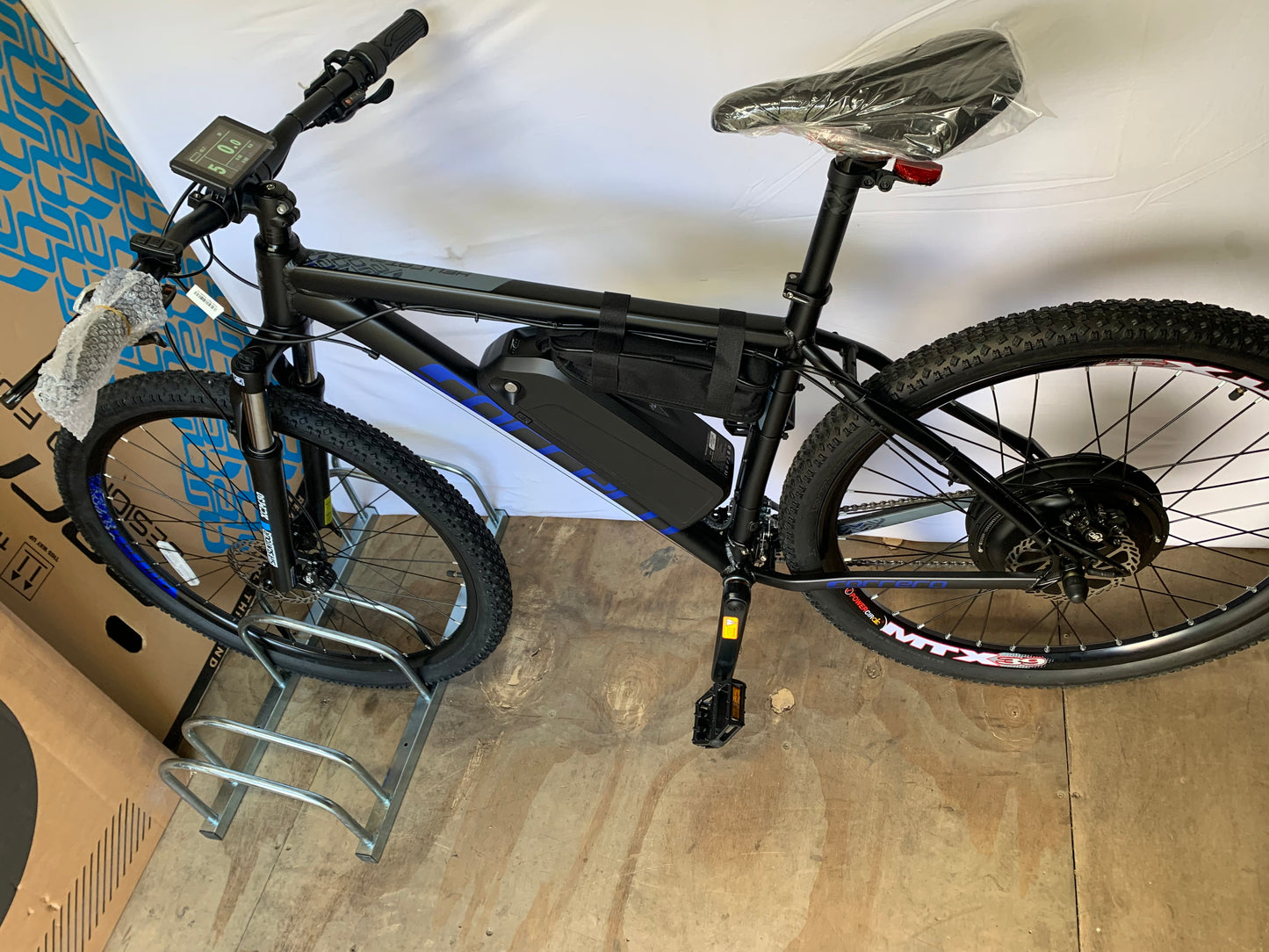 Carrera Hellcat 2000W 52V E-Bike - The Street Shredder